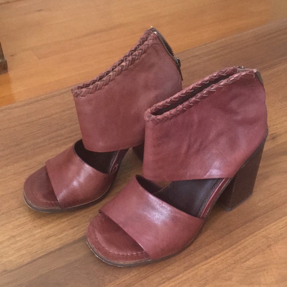 Chunky heeled sandals